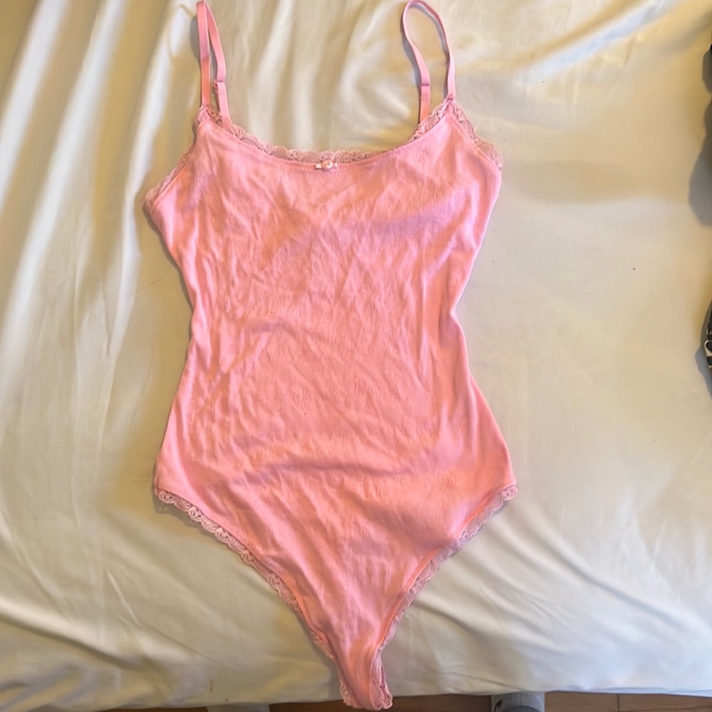 Skims lace pointelle cami bodysuit pink